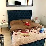 Jolie Apartments